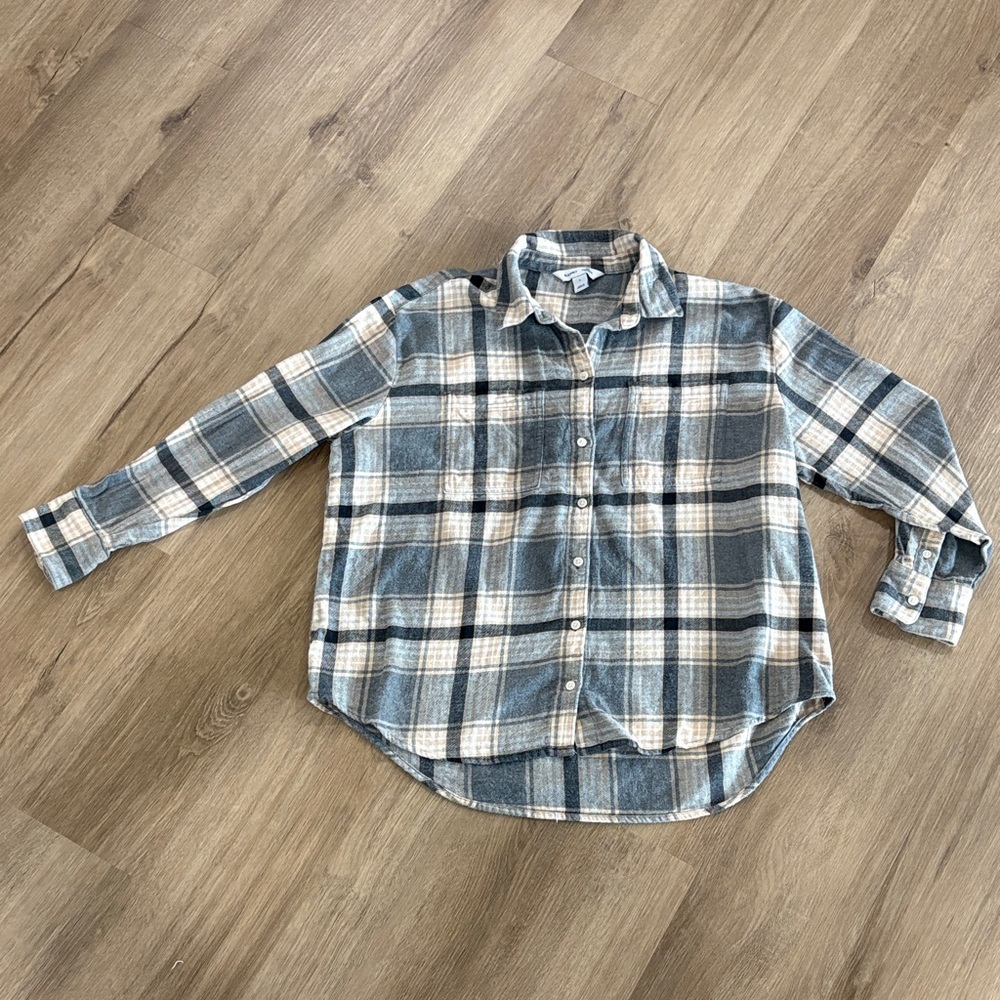 Old Navy Plaid Flannel Boyfriend Shirt